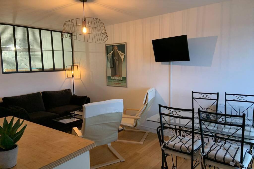 Trouville-Apt Renove-Balcon Magnifique Vue Mer Exterior foto